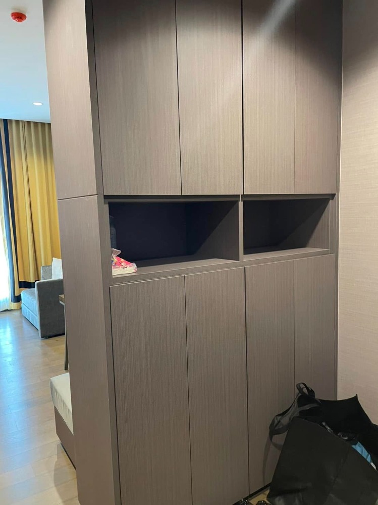 ขายคอนโดสาทร นราธิวาส : คอนโด The Diplomat สาทร 1 นอน ขนาดใหญ่ วิวไม่บล็อค ราคาคุ้มค่า [NCs250217]