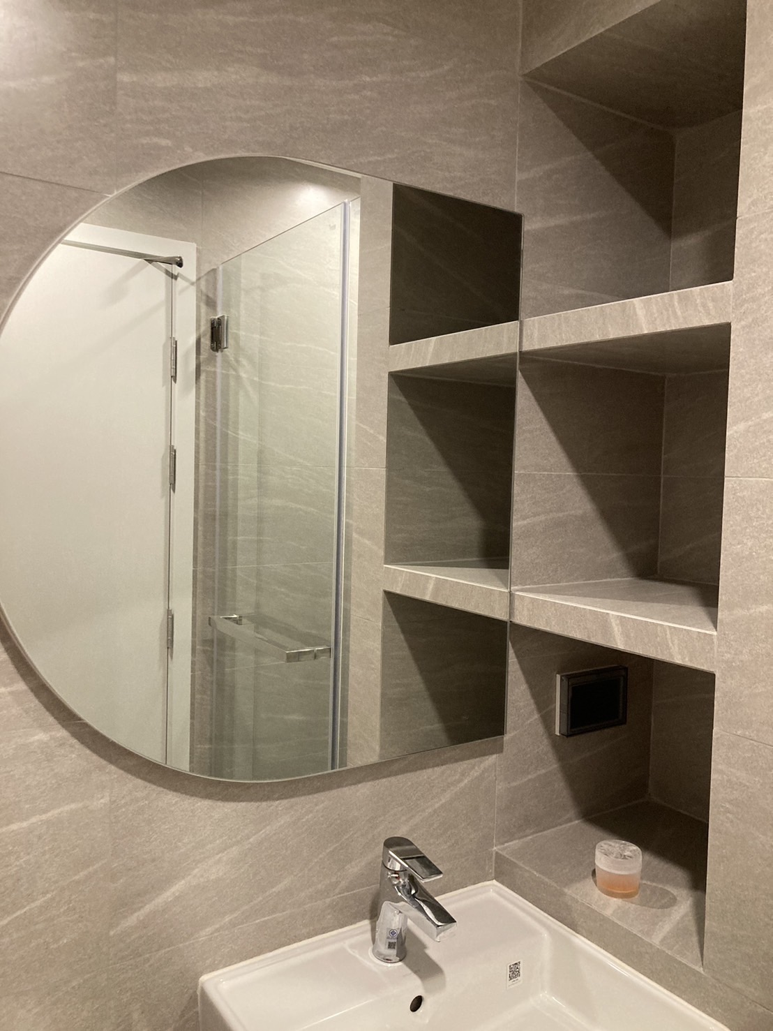 ให้เช่าคอนโดวงเวียนใหญ่ เจริญนคร : ให้เช่าห้องสตู ตกแต่งครบ พร้อมเข้าอยู่