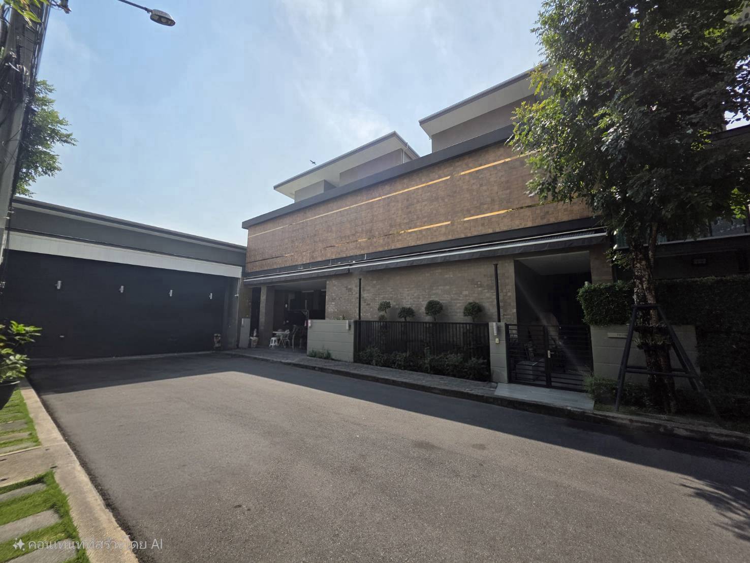 ขายโฮมออฟฟิศเกษตรศาสตร์ รัชโยธิน : For sale Home Office 3 ชั้น พร้อมสตูดิโอ โซล ลาดพร้าว-เสนา (Soul Ladprao-Sena) ลาดพร้าว – วังหิน 76 เดินทางสะดวก 