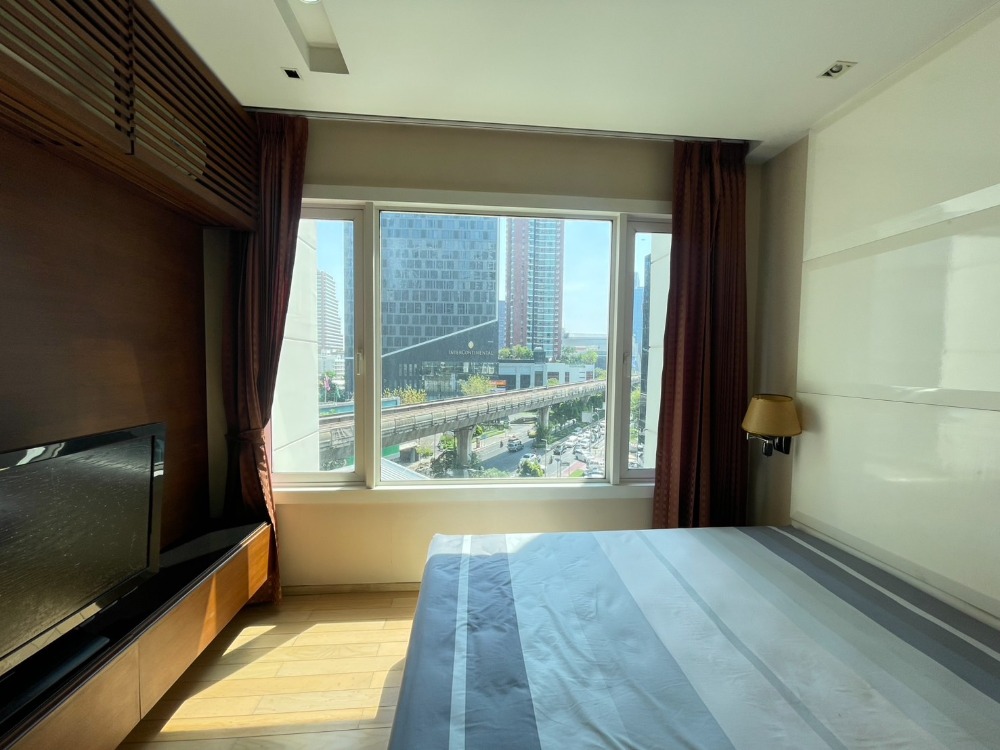 For SaleCondoSukhumvit, Asoke, Thonglor : Siri At Sukhumvit, the best price in 2 bedrooms, 68 SQM, attached to the BTS Thonglor.