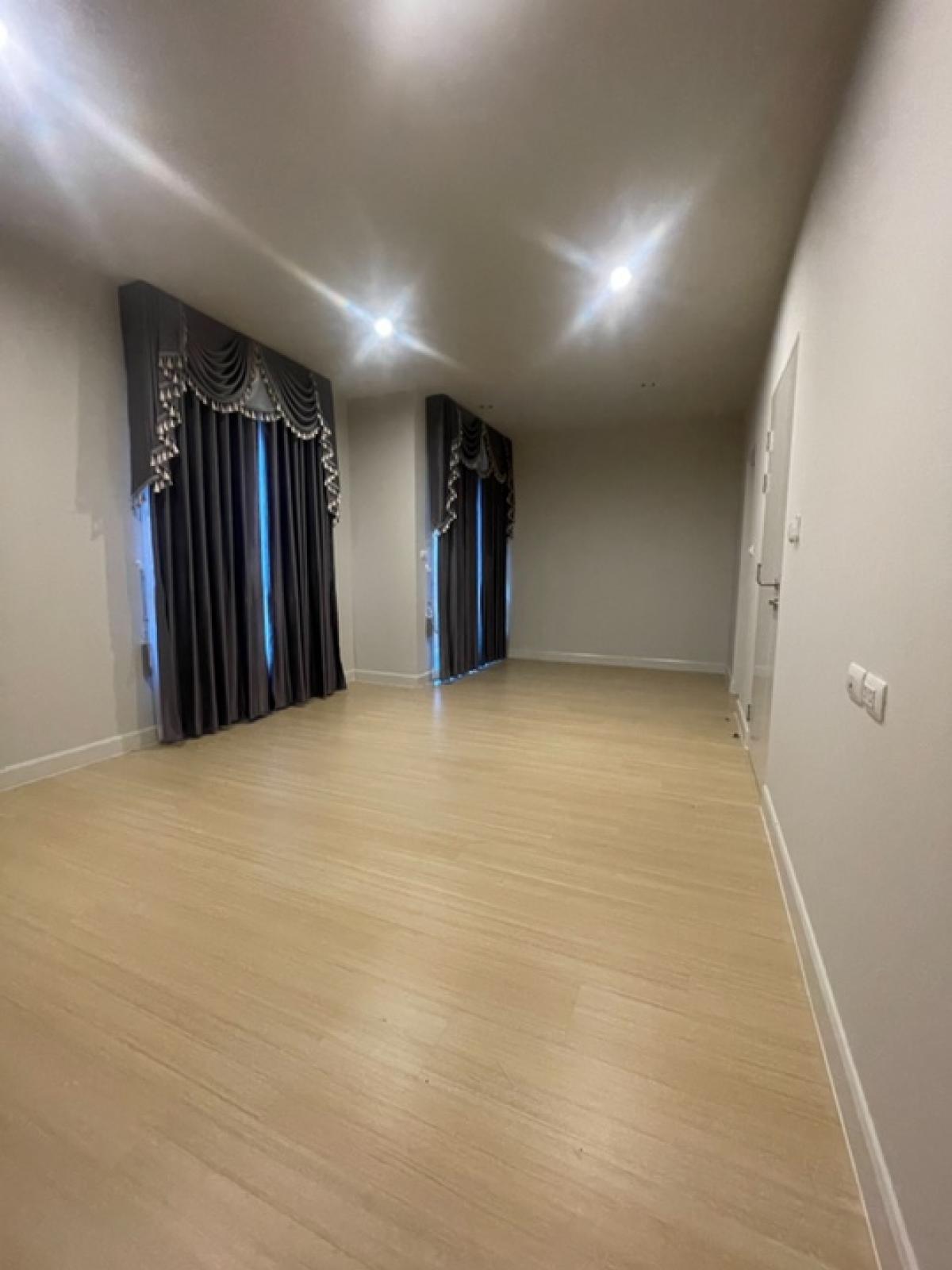 ขายบ้านนนทบุรี บางใหญ่ บางบัวทอง : 🔥🔥ถูกที่สุดในโครงการ🔥🔥อาณาสิริ บางใหญ่ สภาพนางฟ้า สวยสุด หลังริม ส่วนตัวสุดๆแถม แอร์ 5 เครื่อง แถม ผ้าม่านหลุยส์ทั้งหลัง