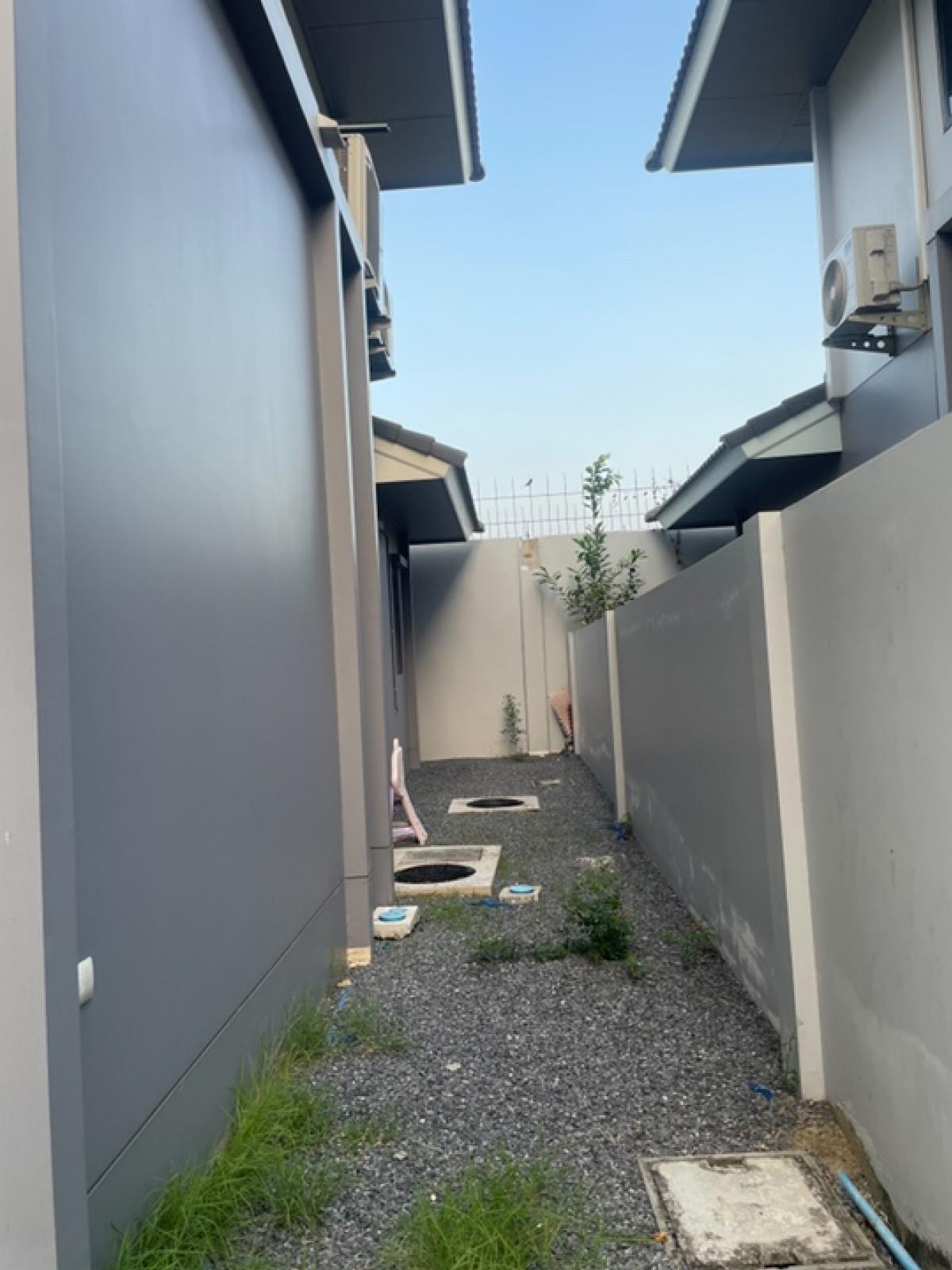 ขายบ้านนนทบุรี บางใหญ่ บางบัวทอง : 🔥🔥ถูกที่สุดในโครงการ🔥🔥อาณาสิริ บางใหญ่ สภาพนางฟ้า สวยสุด หลังริม ส่วนตัวสุดๆแถม แอร์ 5 เครื่อง แถม ผ้าม่านหลุยส์ทั้งหลัง