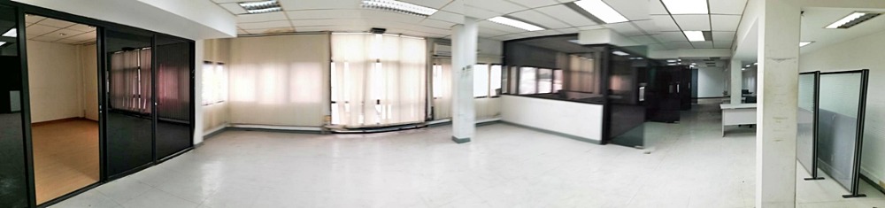 ให้เช่าอาคารพาณิชย์วิทยุ ชิดลม หลังสวน : อาคารพาณิชย์ 1,120 ตรม. สำหรับสำนักงาน ย่านหลังสวน ให้เช่า