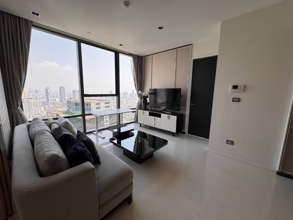 ขายคอนโดสาทร นราธิวาส : ขาย และเช่าด่วน!! ขาย 14.9 MB.  ชั้นสูง วิวสวย เดอะ แบงค็อคสาทร (The Bangkok Sathorn Sale, Rent ) เท่านั้น ห้องสวย ใหม่ ราคาดีม๊ากกห้องพร้อมเฟอร์นิเจอร์ แต่งหรู ลักชัวรี่ติด BTS ติดทางด่วน