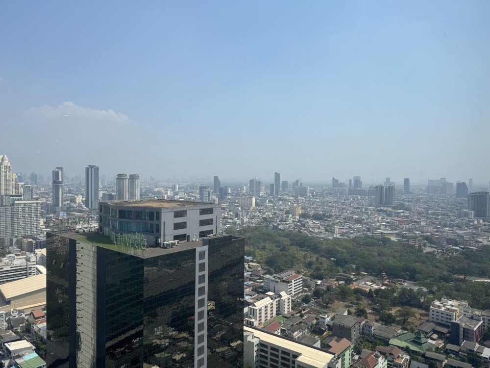 ขายคอนโดสาทร นราธิวาส : ขาย และเช่าด่วน!! ขาย 14.9 MB.  ชั้นสูง วิวสวย เดอะ แบงค็อคสาทร (The Bangkok Sathorn Sale, Rent ) เท่านั้น ห้องสวย ใหม่ ราคาดีม๊ากกห้องพร้อมเฟอร์นิเจอร์ แต่งหรู ลักชัวรี่ติด BTS ติดทางด่วน