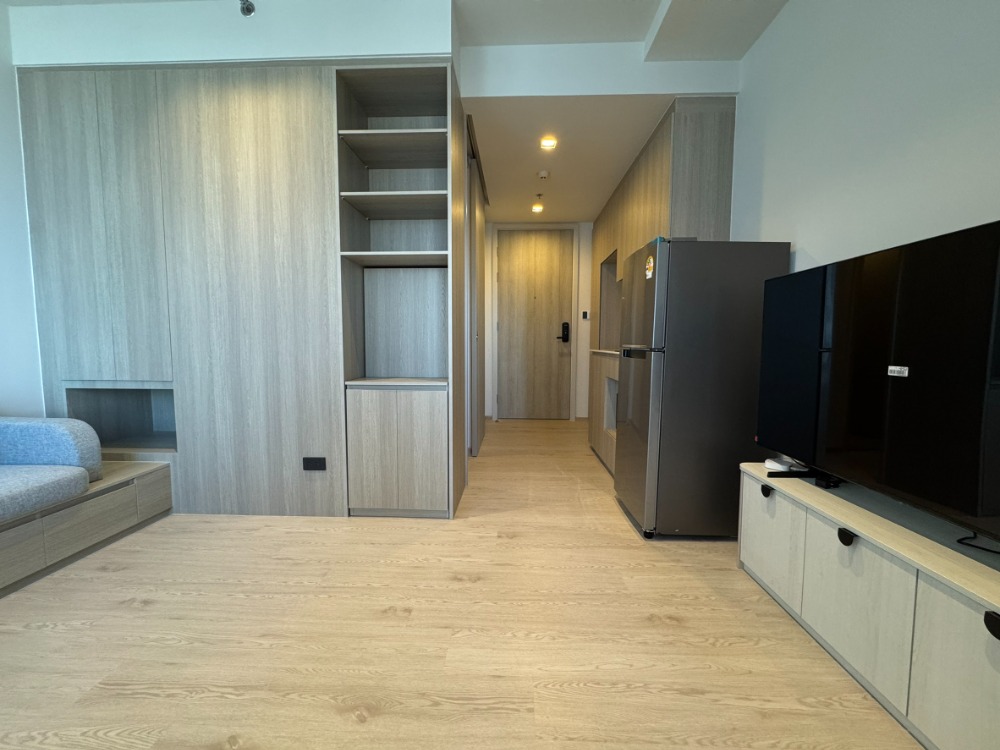 ให้เช่าคอนโดวงเวียนใหญ่ เจริญนคร : ให้เช่าสตูดิโอ 1 นอน ชั้นสูง 28+ วิวแม่น้ำ