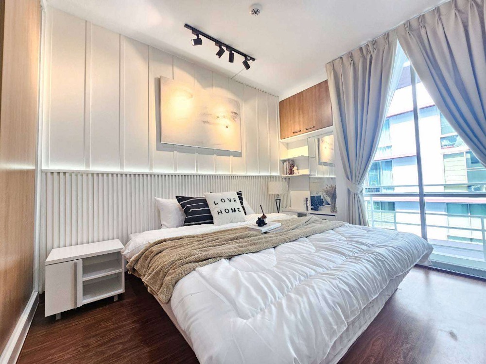 For SaleCondoPattanakan, Srinakarin : Condo for sale, Di Iris Rama 9 - Srinakarin 1 bedroom, pool view near MRT