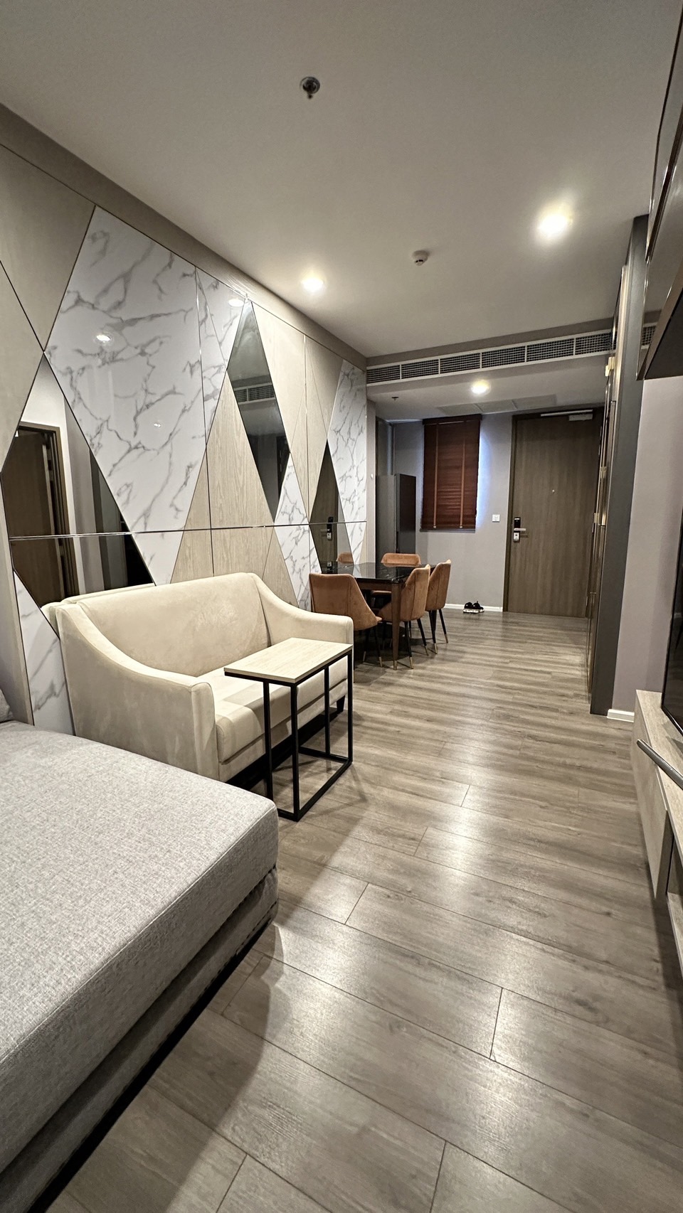 For RentCondoOnnut, Udomsuk : WHIZDOM ESSENCE SUKHUMVIT condo, beautiful room Ready to rent