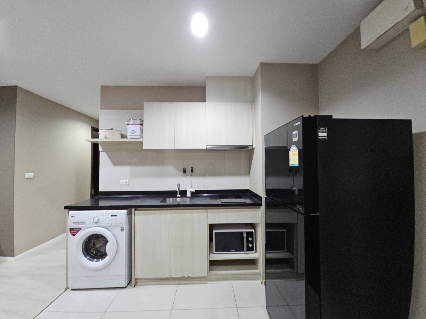 For SaleCondoSathorn, Narathiwat : Sell 9 MB   Rhythm Sathorn Narathiwas condo, 2 bed 2 bath 60 SQM, Contact 0954935293 (Joy) Line ID