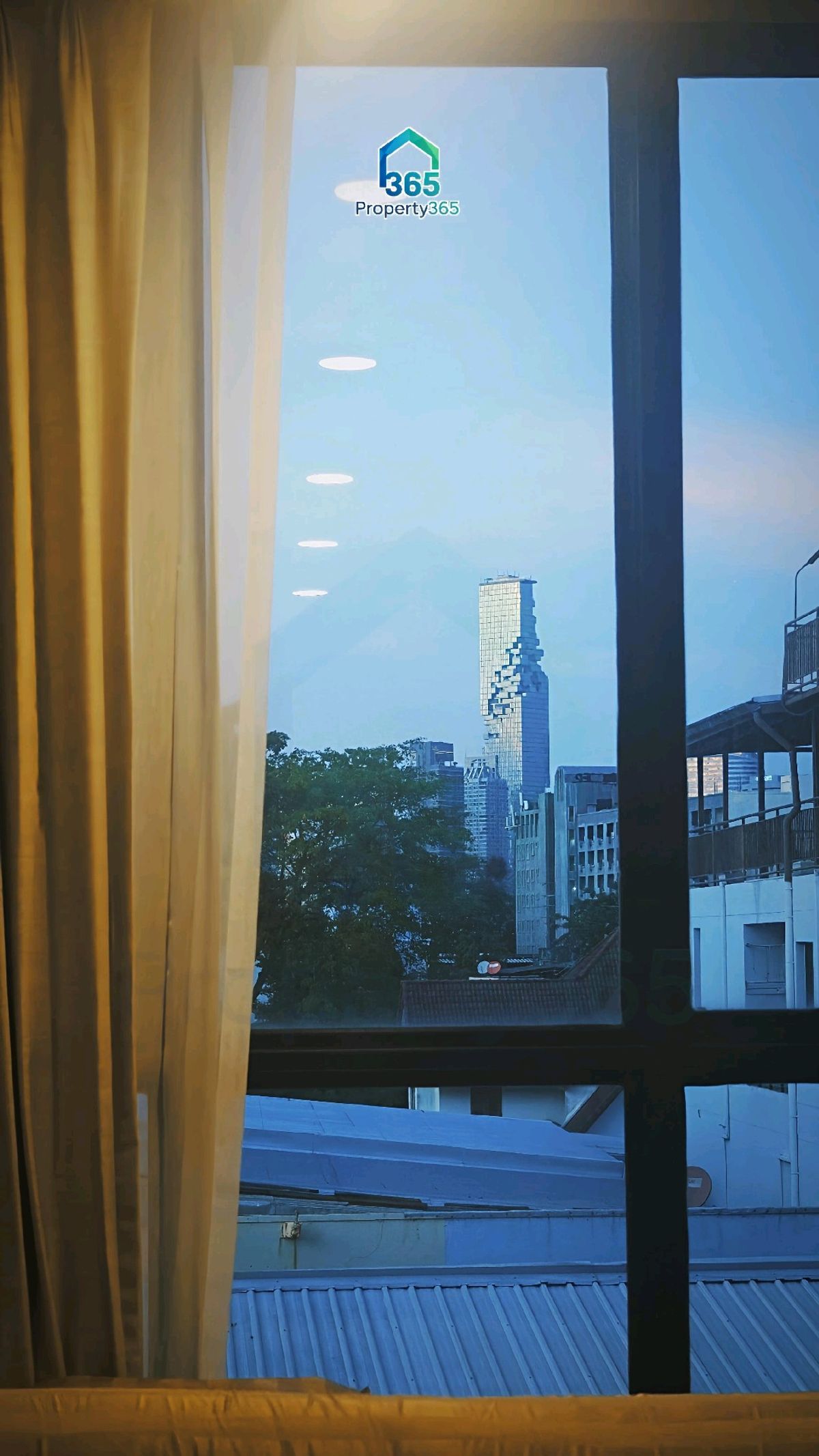 ขายคอนโดสาทร นราธิวาส : ขาย! คอนโด The Cube Urban สาทร 2 ห้องนอน วิวสระ เฟอร์ฯครบ พร้อมอยู่