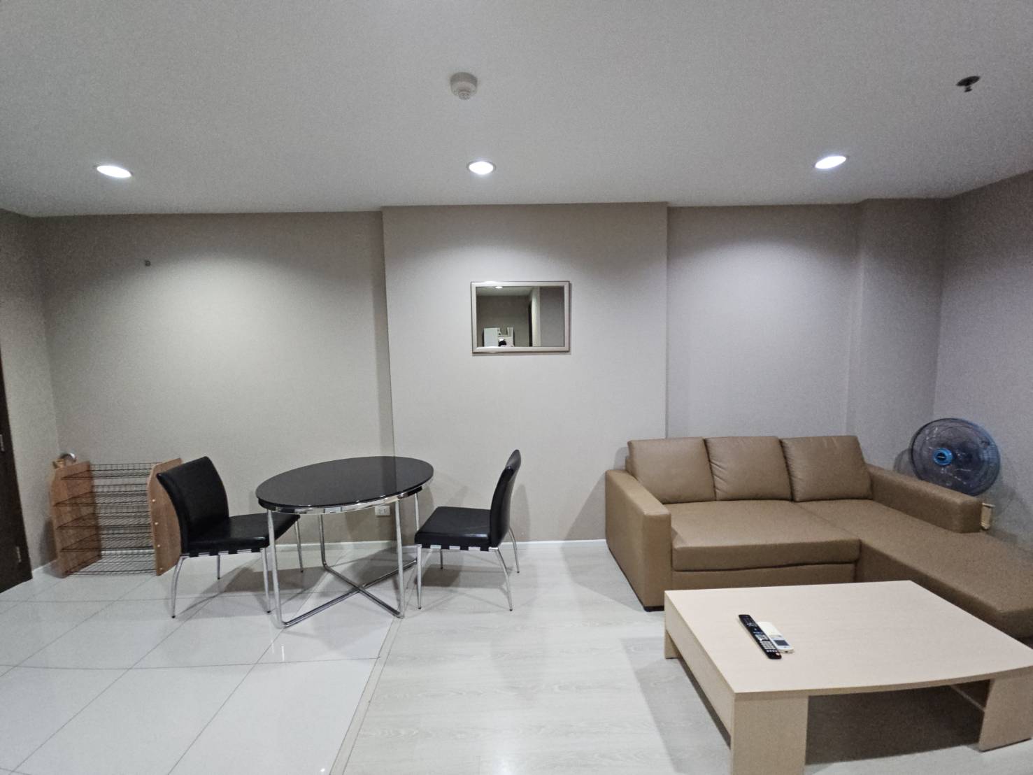 For SaleCondoSathorn, Narathiwat : Sell 9 MB   Rhythm Sathorn Narathiwas condo, 2 bed 2 bath 60 SQM, Contact 0954935293 (Joy) Line ID