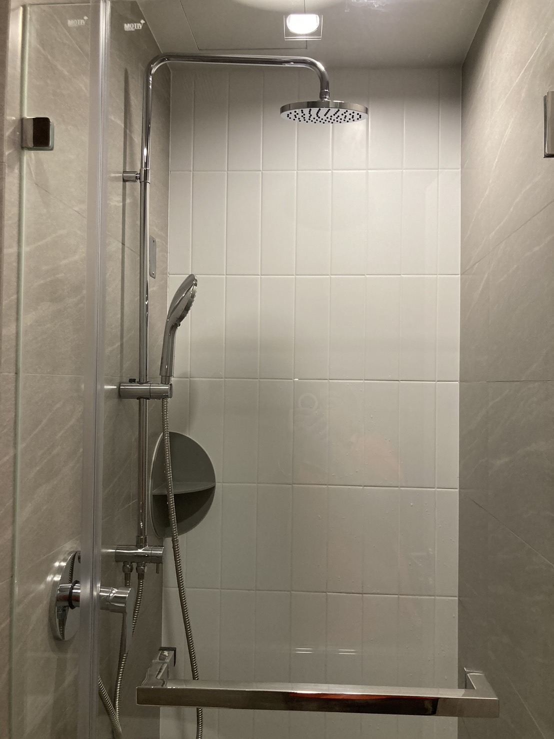 ให้เช่าคอนโดวงเวียนใหญ่ เจริญนคร : ให้เช่าห้องสตู ตกแต่งครบ พร้อมเข้าอยู่