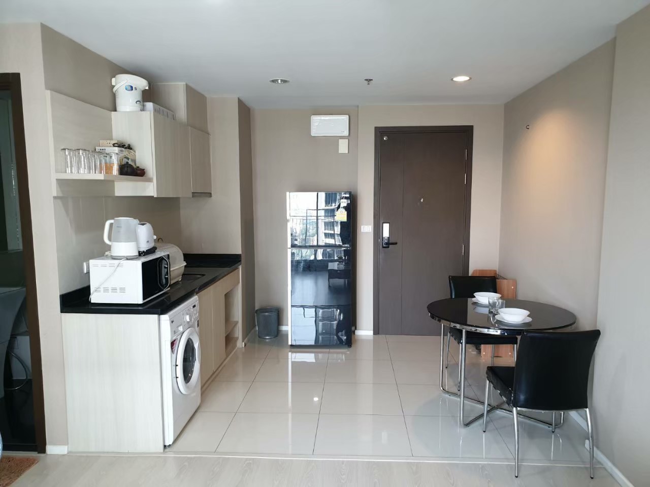 For SaleCondoSathorn, Narathiwat : Sell 9 MB   Rhythm Sathorn Narathiwas condo, 2 bed 2 bath 60 SQM, Contact 0954935293 (Joy) Line ID