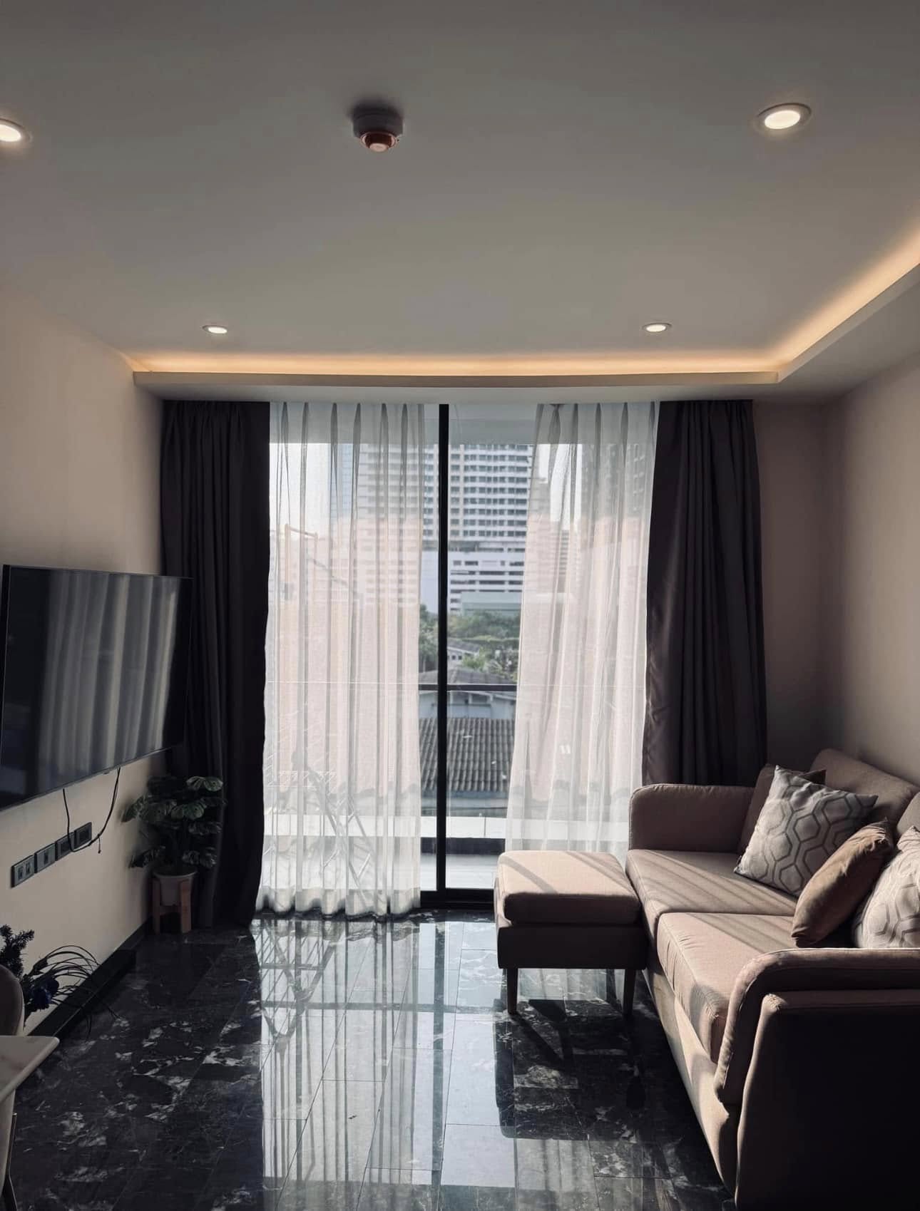 For RentCondoSukhumvit, Asoke, Thonglor : Rent 168 Sukhumvit 36 ​​(Luxury Segment) comes with a large bedroom 🔥🔥