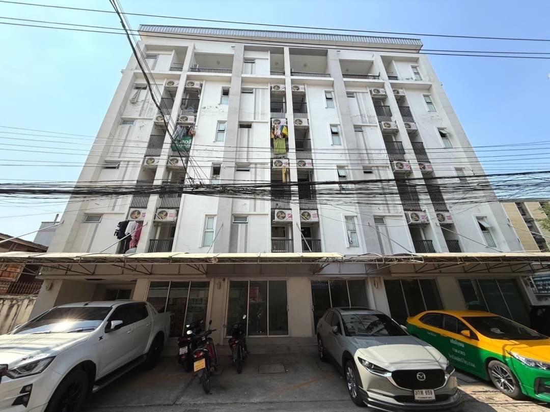 For SaleHotel&Apartment BusinessOnnut, Udomsuk : Apartment for sale 45 million baht Pridi Banomyong 45 Sukhumvit 71 Phra Khanong, total 50 keys 6 suites 3 shops