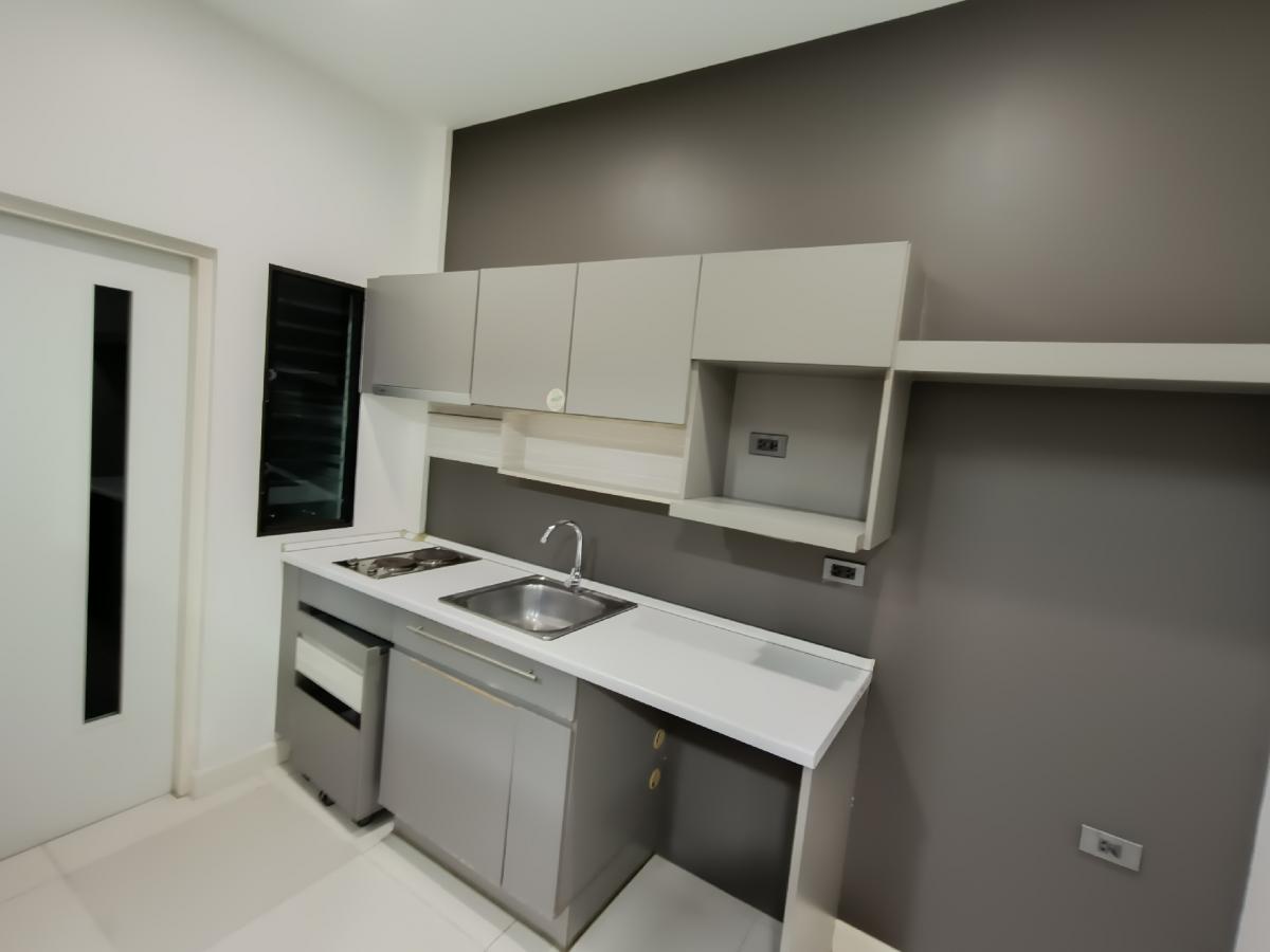 ขายทาวน์โฮมนวมินทร์ รามอินทรา : ขายทาวน์โฮม The Terrace รามอินทรา 65 (แบบบ้าน The Terrace)ใกล้รถไฟฟ้าสีชมพูสถานี รามอินทรา กม.6 ใกล้ทางด่วนเอกมัย-รามอินทรา