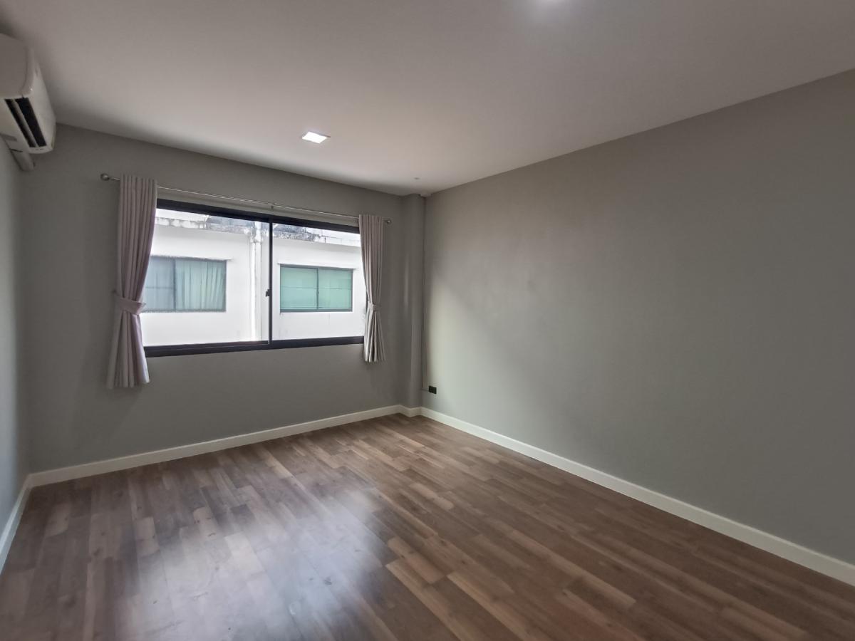 ขายทาวน์โฮมนวมินทร์ รามอินทรา : ขายทาวน์โฮม The Terrace รามอินทรา 65 (แบบบ้าน The Terrace)ใกล้รถไฟฟ้าสีชมพูสถานี รามอินทรา กม.6 ใกล้ทางด่วนเอกมัย-รามอินทรา