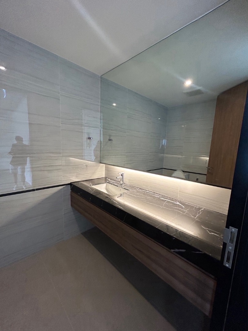 ให้เช่าโฮมออฟฟิศพระราม 9 เพชรบุรีตัดใหม่ RCA : 🔥ให้เช่า The Element Rama9 (拉玛九商住两用房) โฮมออฟฟิศหรู 5 ชั้น พระราม 9 พร้อมลิฟท์และที่จอด 6 คัน 