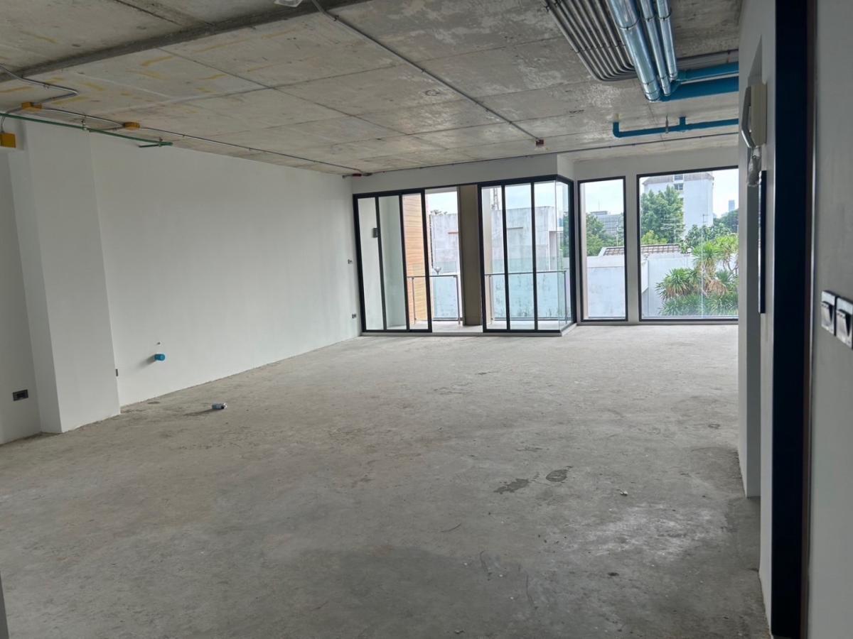 ให้เช่าโฮมออฟฟิศพระราม 9 เพชรบุรีตัดใหม่ RCA : 🔥ให้เช่า The Element Rama9 (拉玛九商住两用房) โฮมออฟฟิศหรู 5 ชั้น พระราม 9 พร้อมลิฟท์และที่จอด 6 คัน 