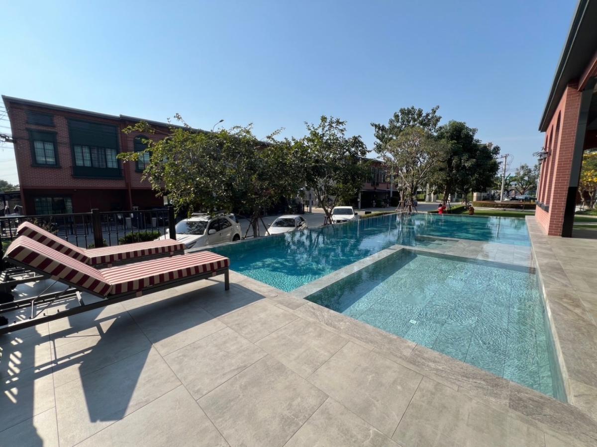 For SaleTownhomeSamut Prakan,Samrong : Sell ​​Townhome Siri Place Bangna-Thepharak 2-story New York style near the Mega Bangna ring.