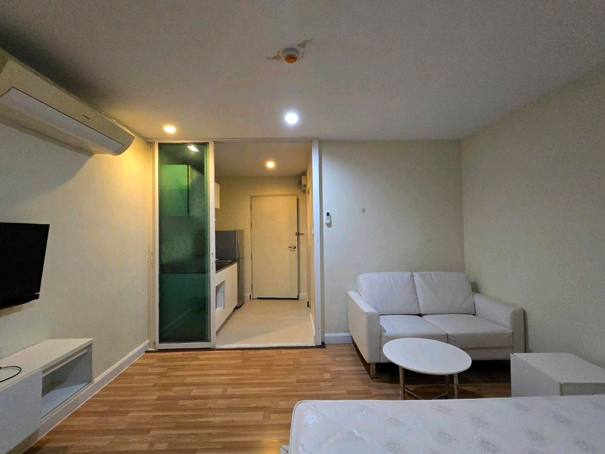 ให้เช่าคอนโดเลียบทางด่วนรามอินทรา : ให้เช่า ห้องใหม่🚝 We condo เอกมัย-รามอินทรา ห้องราคาดี ราคาดี 📱Line:  @promptcondo