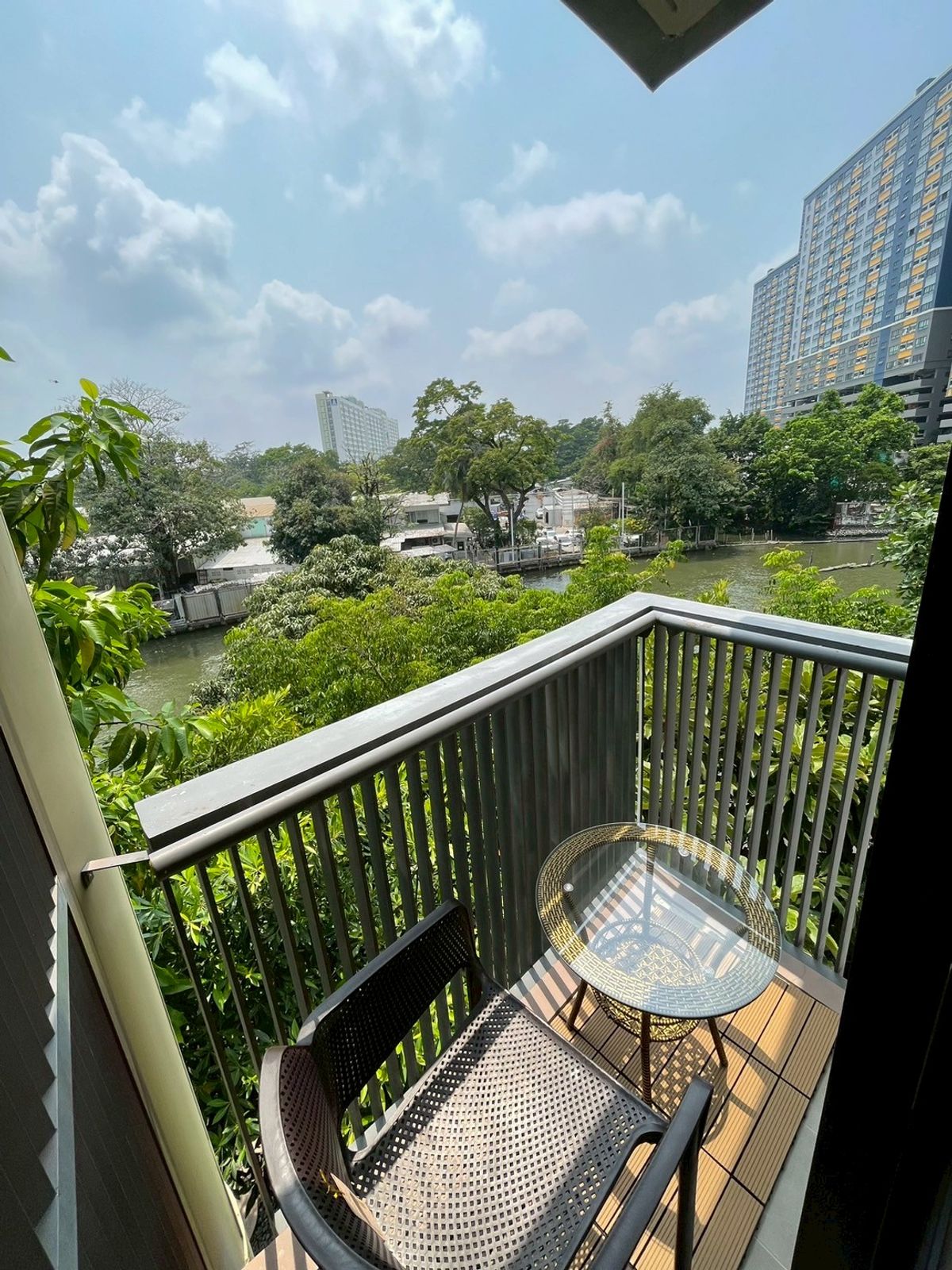 For RentCondoOnnut, Udomsuk : Kawa Haus