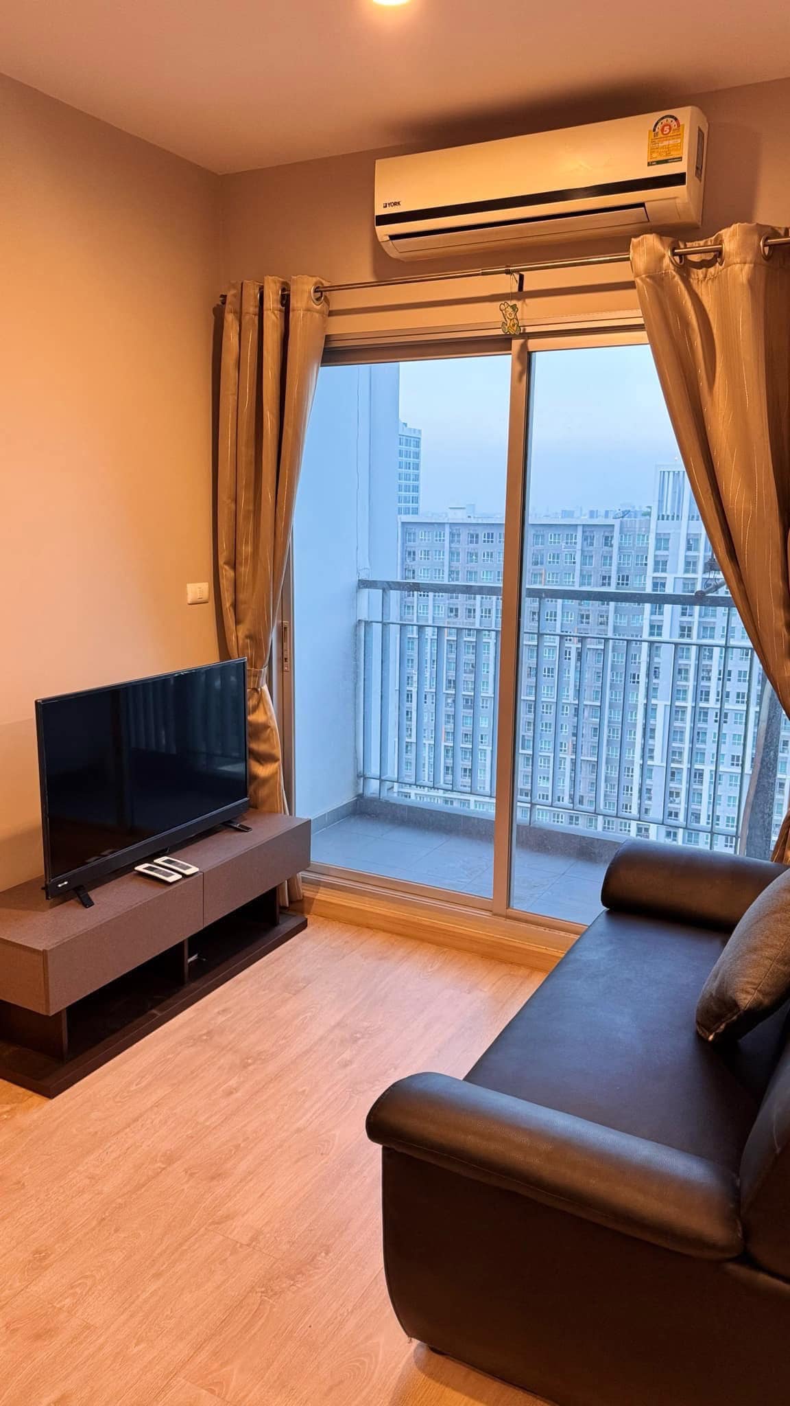 For SaleCondoThaphra, Talat Phlu, Wutthakat : The Tempo Grand Sathon - Wutthakat 30.87 Floor 25 [NCS250218]