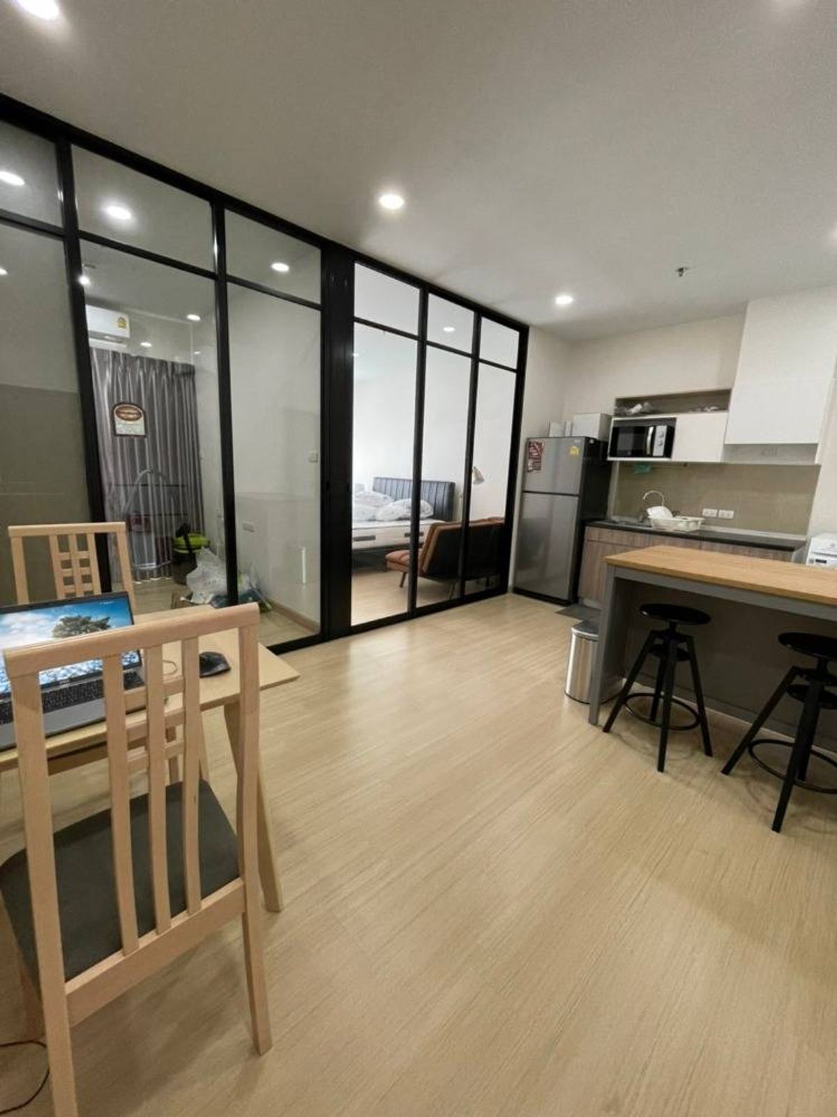 For RentCondoWongwianyai, Charoennakor : Near BTS Wongwian Yai Station 
