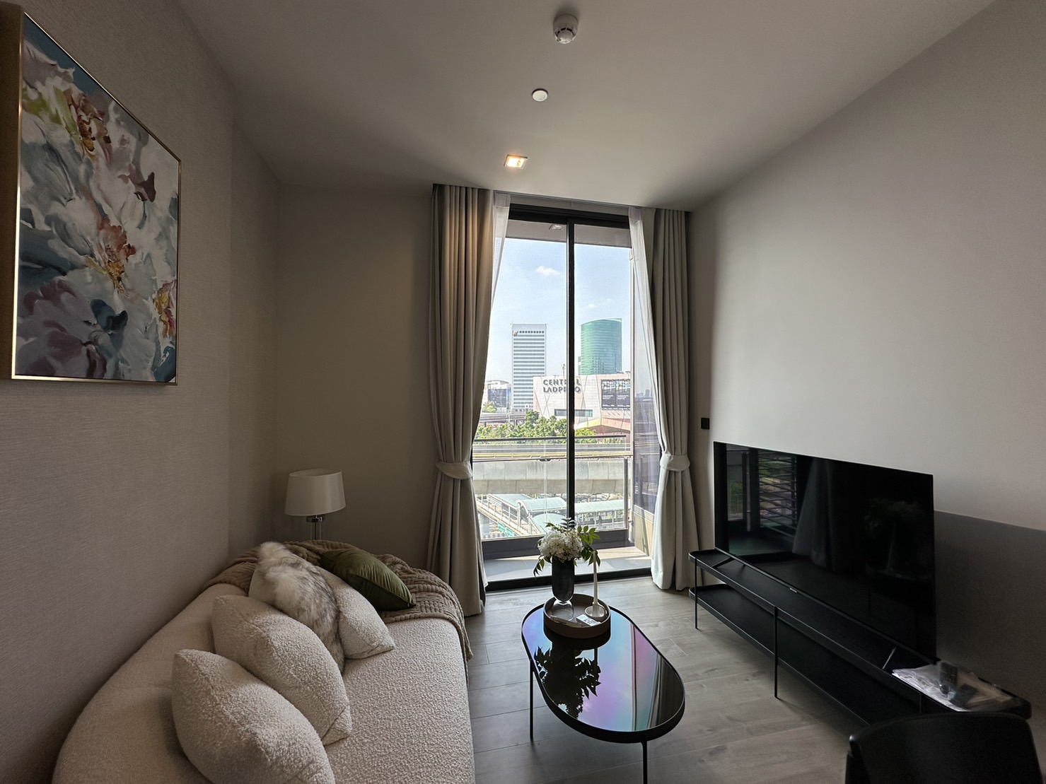 For RentCondoLadprao, Central Ladprao : Rent 2 bedrooms, size 50 square meters, complete decoration, ready to move in