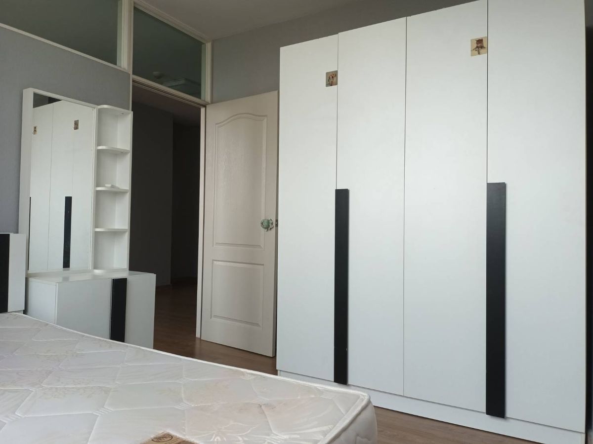 For RentCondoPattanakan, Srinakarin : 💥 Rent !! BLIZ Rama 9 - Hua Mak Condo, 2 bed, 43 sqm. Floor 5, price 10,000, complete electrical appliances.