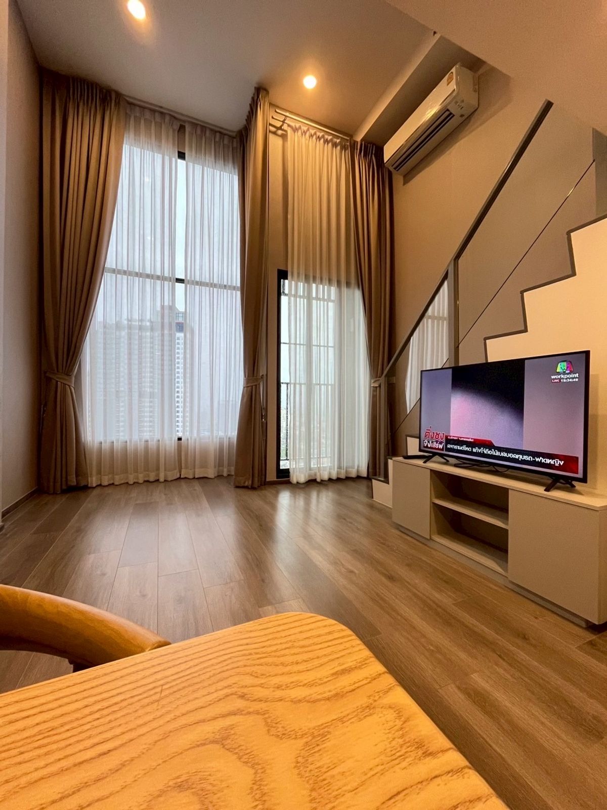 For RentCondoRatchadapisek, Huaikwang, Suttisan : Soho Bangkok Ratchada🔥 Duo Duplex 2 layers, airy, casual (reduced not to say hello at all 💯)