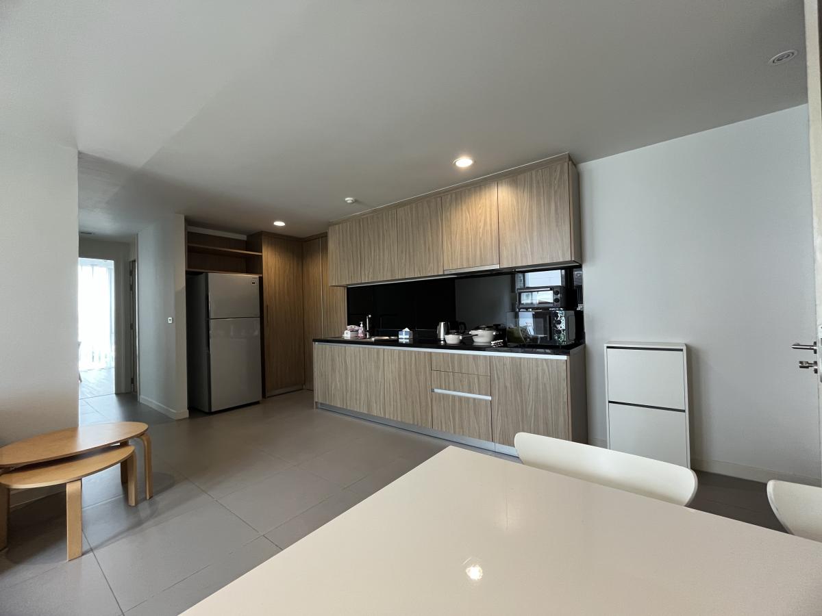 For RentCondoSukhumvit, Asoke, Thonglor : 📌 2 bedroom condo for rent, beautiful decorative furniture, convenient to travel near BTS Phrom Phong, ready to move in