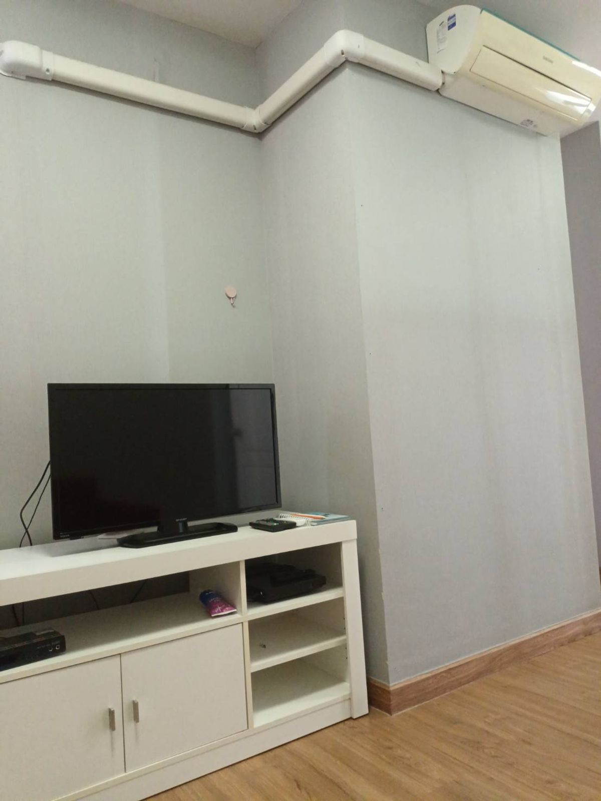 For RentCondoPattanakan, Srinakarin : 💥 Rent !! BLIZ Rama 9 - Hua Mak Condo, 2 bed, 43 sqm. Floor 5, price 10,000, complete electrical appliances.