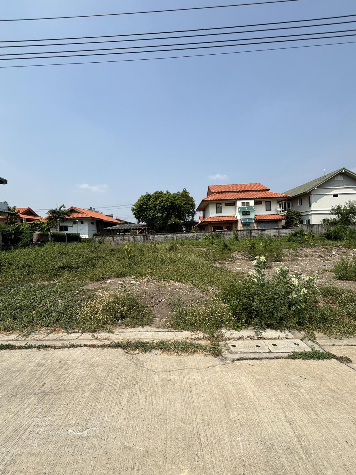 For SaleLandNawamin, Ramindra : [March 5, 2025] Land 177 square Wa, Ram Inthra 62, Intersection 1, 30 meters wide, 23 meters deep, 12,500,000.- (70,600 baht/square wah)