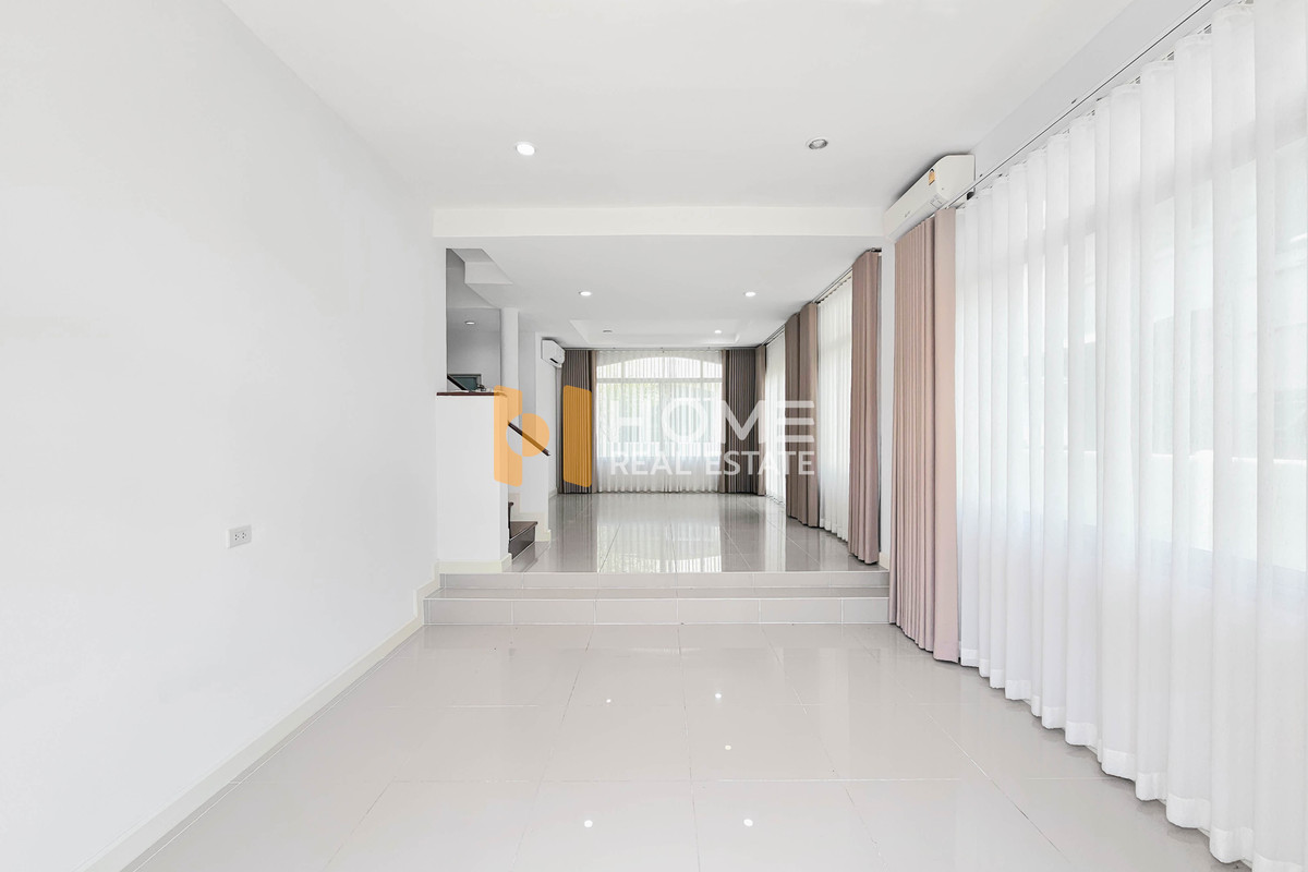 ขายบ้านเกษตรศาสตร์ รัชโยธิน : ใหญ่สุดในโครงการ ใกล้ BTS สายสีเขียว 🔥 ศุภาลัย พาร์ควิลล์ 2 พหลโยธิน 48 / 3 ห้องนอน (ขาย), Supalai Park Ville 2 Phaholyothin 48 / 3 Bedrooms (FOR SALE) TAN729