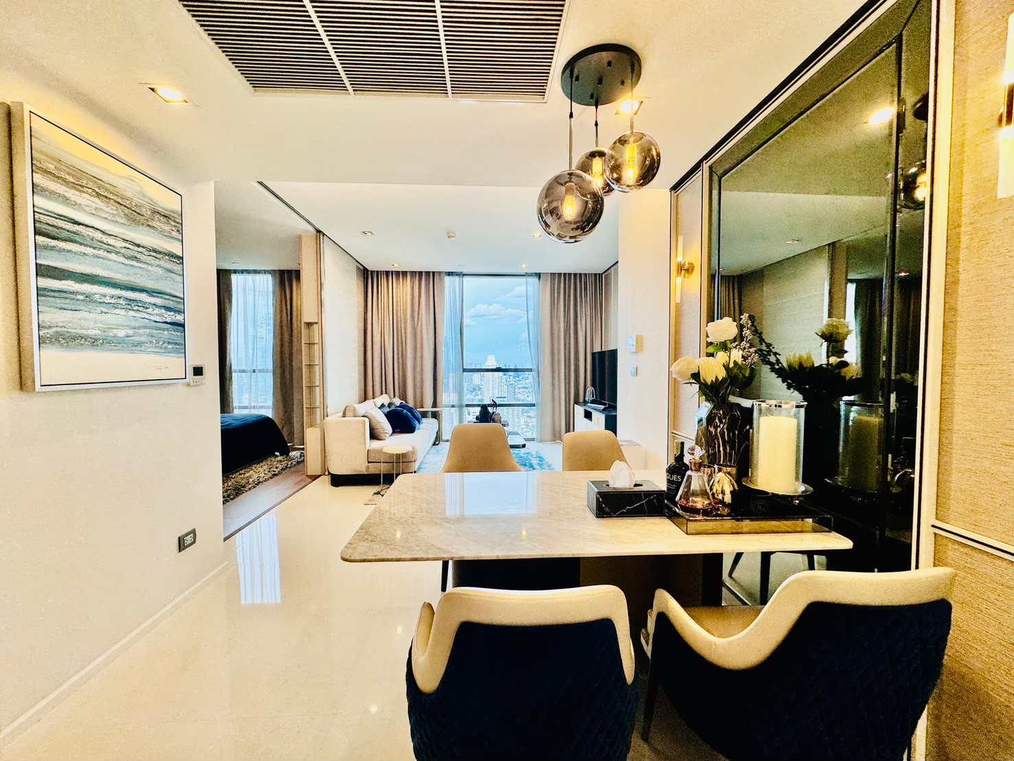 ขายคอนโดสาทร นราธิวาส : ขายด่วน ชั้นสูง ราคาดีที่สุด !! ขาย 15.9 MB. ชั้นสูง 40++ วิวสวย เดอะ แบงค็อคสาทร (The Bangkok Sathorn Sale, Rent ) เท่านั้น ห้องสวย ใหม่ ราคาดีม๊ากกห้องพร้อมเฟอร์นิเจอร์ แต่งหรู ลักชัวรี่ติด BTS ติดทางด่วน