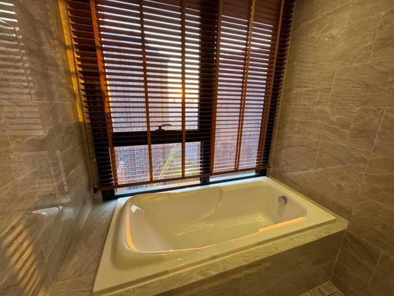 ให้เช่าคอนโดพระราม 9 เพชรบุรีตัดใหม่ RCA : 💥CC-1677💥ว่าง ให้ เช่า  แอชตัน อโศก - พระราม 9 👉แอดไลน์ @rentbkk