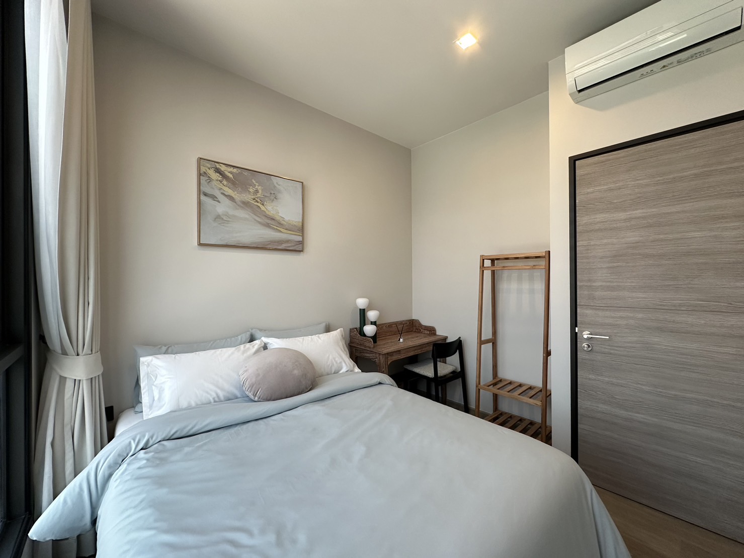 For RentCondoLadprao, Central Ladprao : Rent 2 bedrooms, size 50 square meters, complete decoration, ready to move in