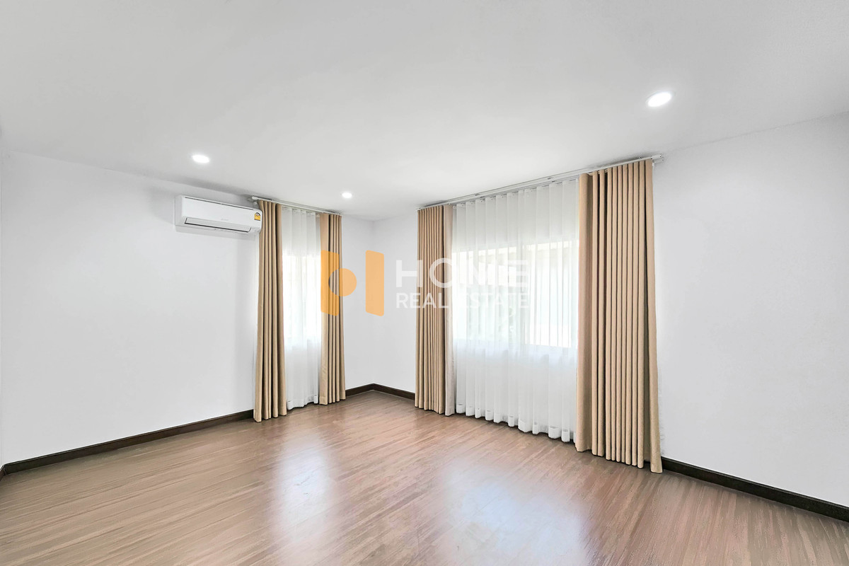 ขายบ้านเกษตรศาสตร์ รัชโยธิน : ใหญ่สุดในโครงการ ใกล้ BTS สายสีเขียว 🔥 ศุภาลัย พาร์ควิลล์ 2 พหลโยธิน 48 / 3 ห้องนอน (ขาย), Supalai Park Ville 2 Phaholyothin 48 / 3 Bedrooms (FOR SALE) TAN729