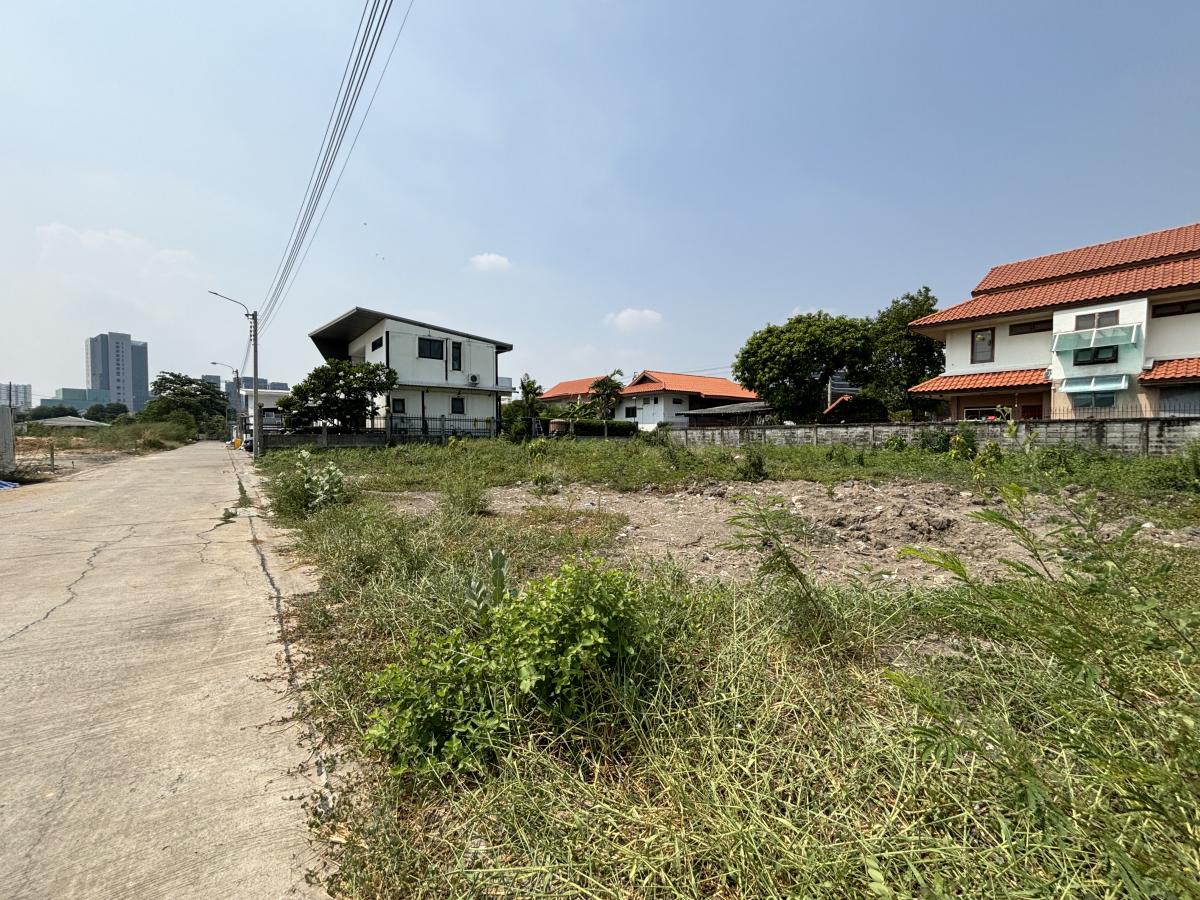 For SaleLandNawamin, Ramindra : [March 5, 2025] Land 177 square Wa, Ram Inthra 62, Intersection 1, 30 meters wide, 23 meters deep, 12,500,000.- (70,600 baht/square wah)