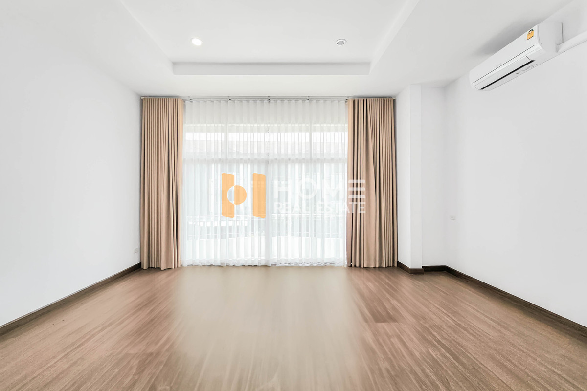 ขายบ้านเกษตรศาสตร์ รัชโยธิน : ใหญ่สุดในโครงการ ใกล้ BTS สายสีเขียว 🔥 ศุภาลัย พาร์ควิลล์ 2 พหลโยธิน 48 / 3 ห้องนอน (ขาย), Supalai Park Ville 2 Phaholyothin 48 / 3 Bedrooms (FOR SALE) TAN729