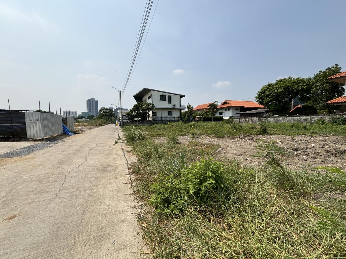 For SaleLandNawamin, Ramindra : [March 5, 2025] Land 177 square Wa, Ram Inthra 62, Intersection 1, 30 meters wide, 23 meters deep, 12,500,000.- (70,600 baht/square wah)