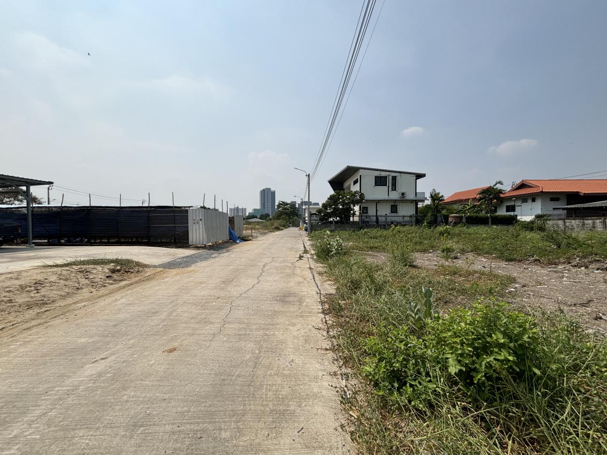 For SaleLandNawamin, Ramindra : [March 5, 2025] Land 177 square Wa, Ram Inthra 62, Intersection 1, 30 meters wide, 23 meters deep, 12,500,000.- (70,600 baht/square wah)