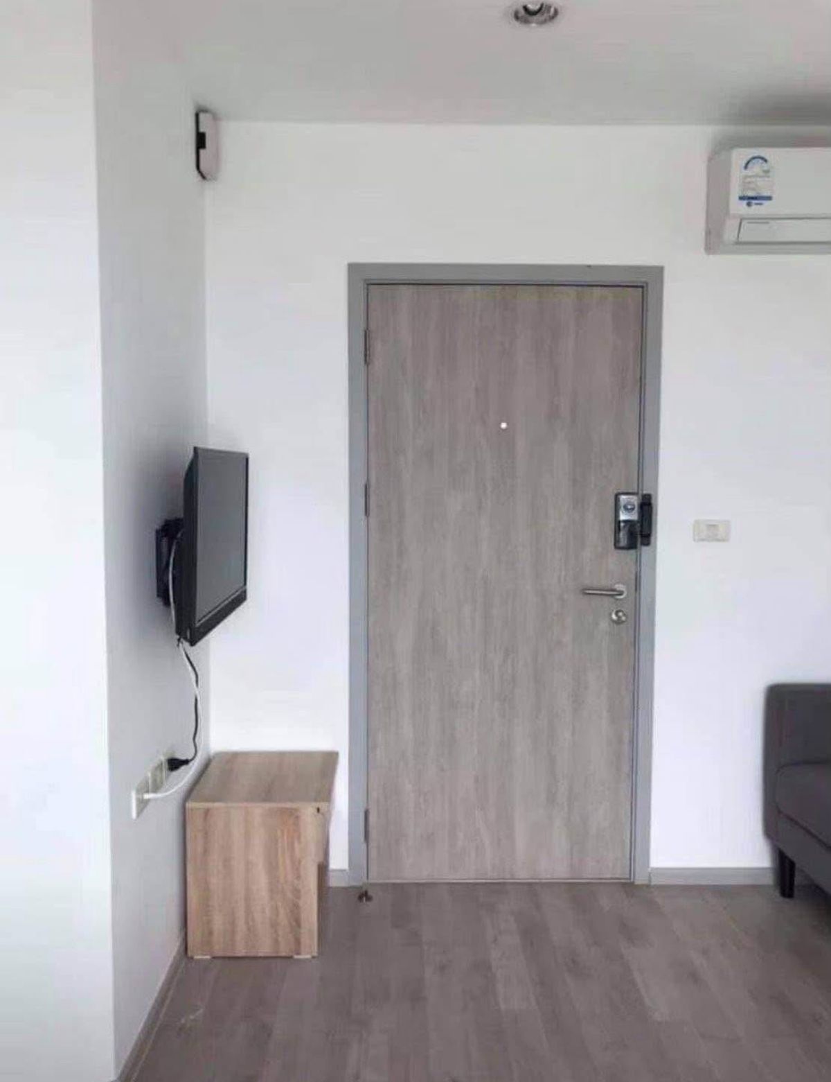 คอนโดปิ่นเกล้า จรัญสนิทวงศ์ : [ขาย/เช่า] Ideo Mobi Charan Interchange  