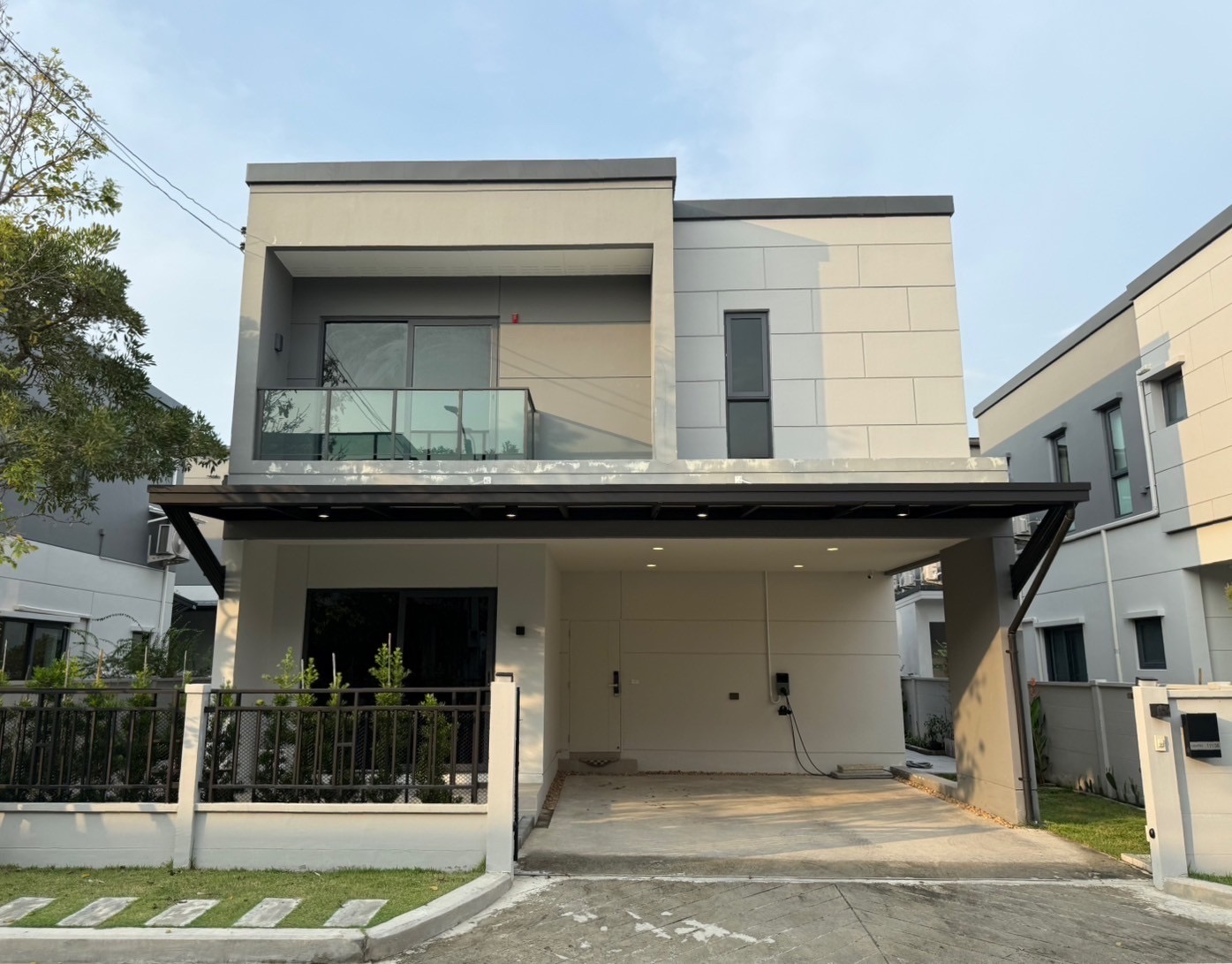 ขายบ้านบางนา แบริ่ง ลาซาล : 📌For Sale/Rent - Centro Bangna (เซนโทร บางนา)
