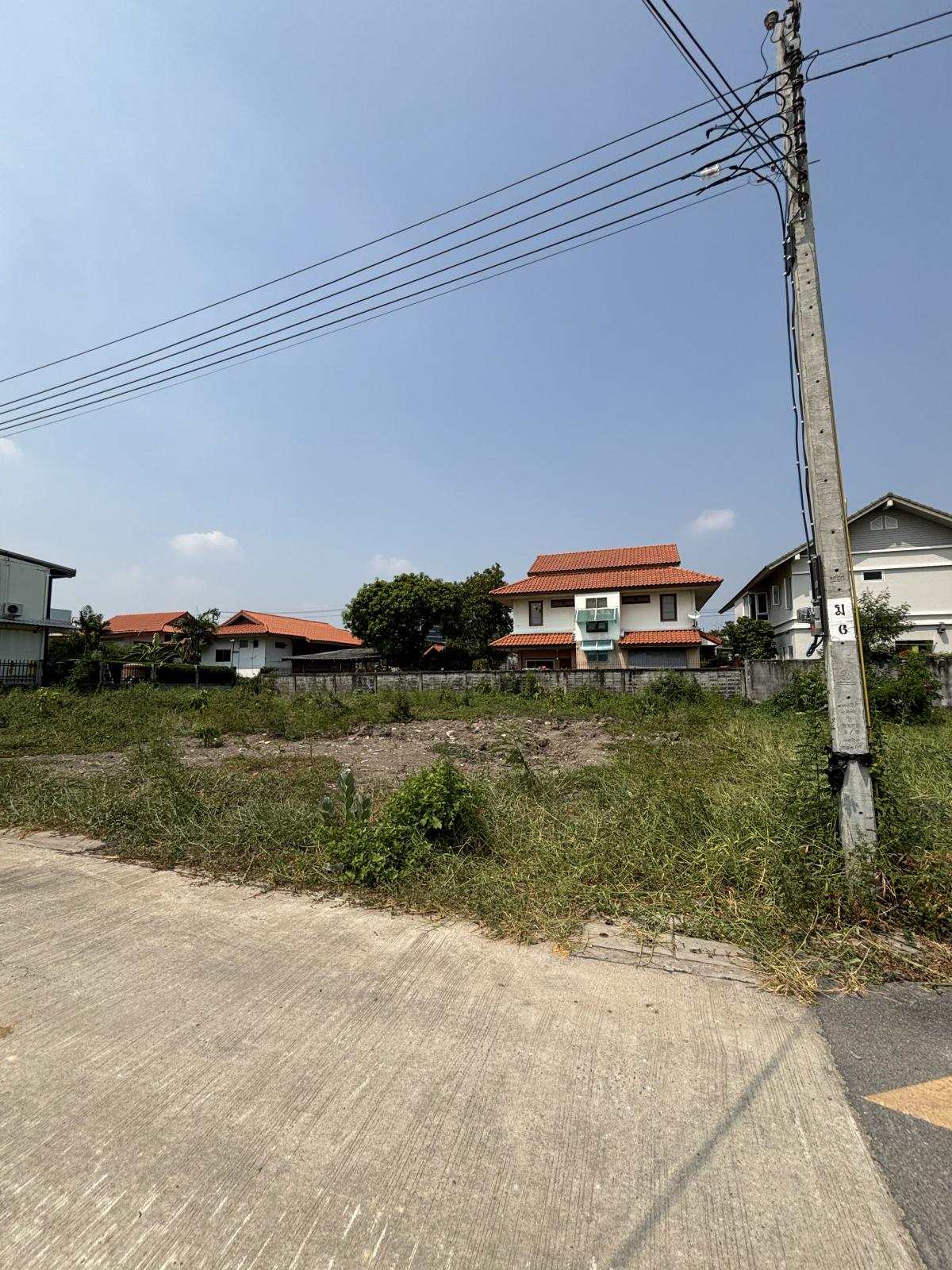 For SaleLandNawamin, Ramindra : [March 5, 2025] Land 177 square Wa, Ram Inthra 62, Intersection 1, 30 meters wide, 23 meters deep, 12,500,000.- (70,600 baht/square wah)