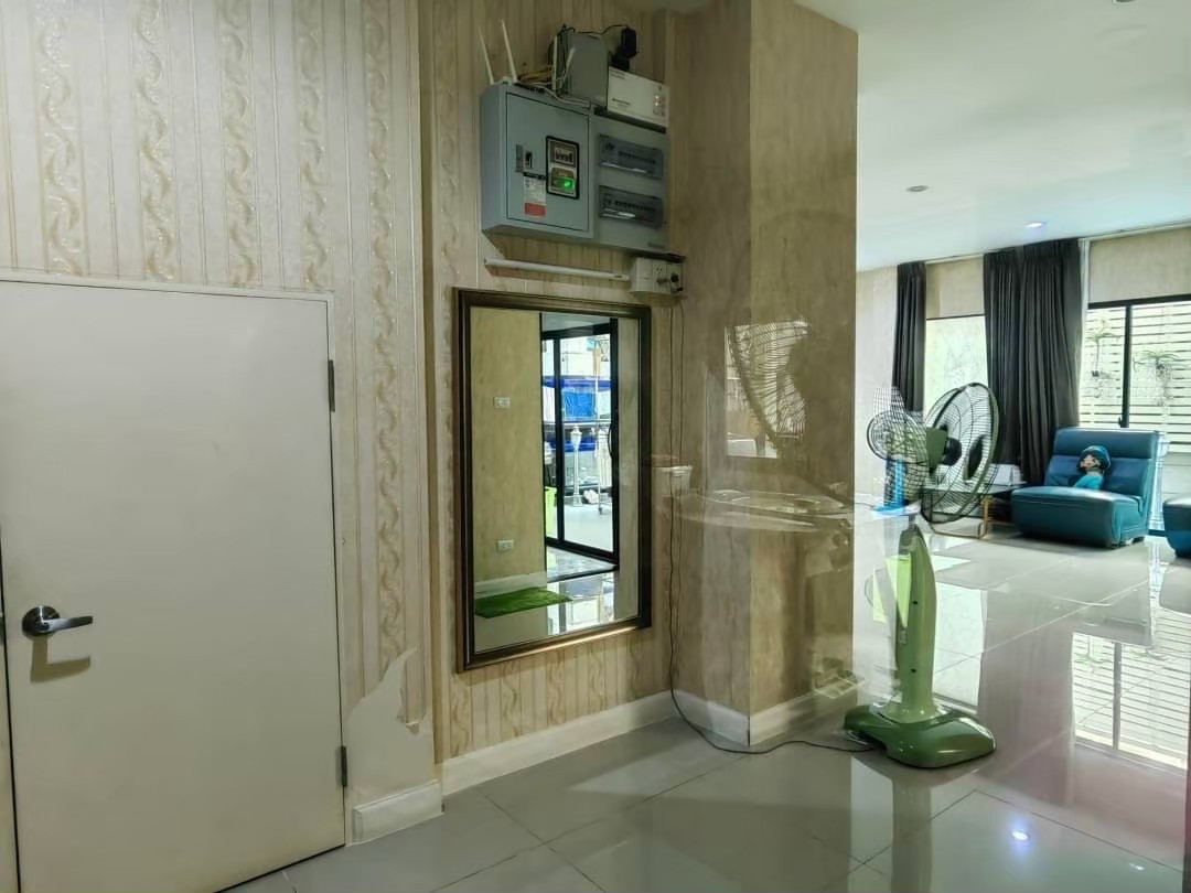 For SaleHouseRama 2, Bang Khun Thian : 🏠 3 -story twin house, Ban Klang Mueang, Rama 2, Soi 50, house ready