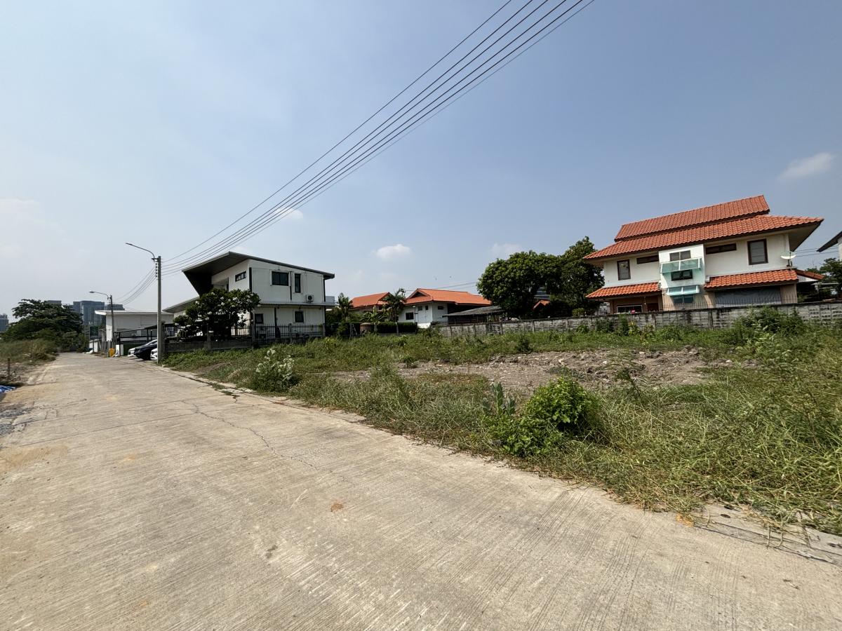 For SaleLandNawamin, Ramindra : [March 5, 2025] Land 177 square Wa, Ram Inthra 62, Intersection 1, 30 meters wide, 23 meters deep, 12,500,000.- (70,600 baht/square wah)