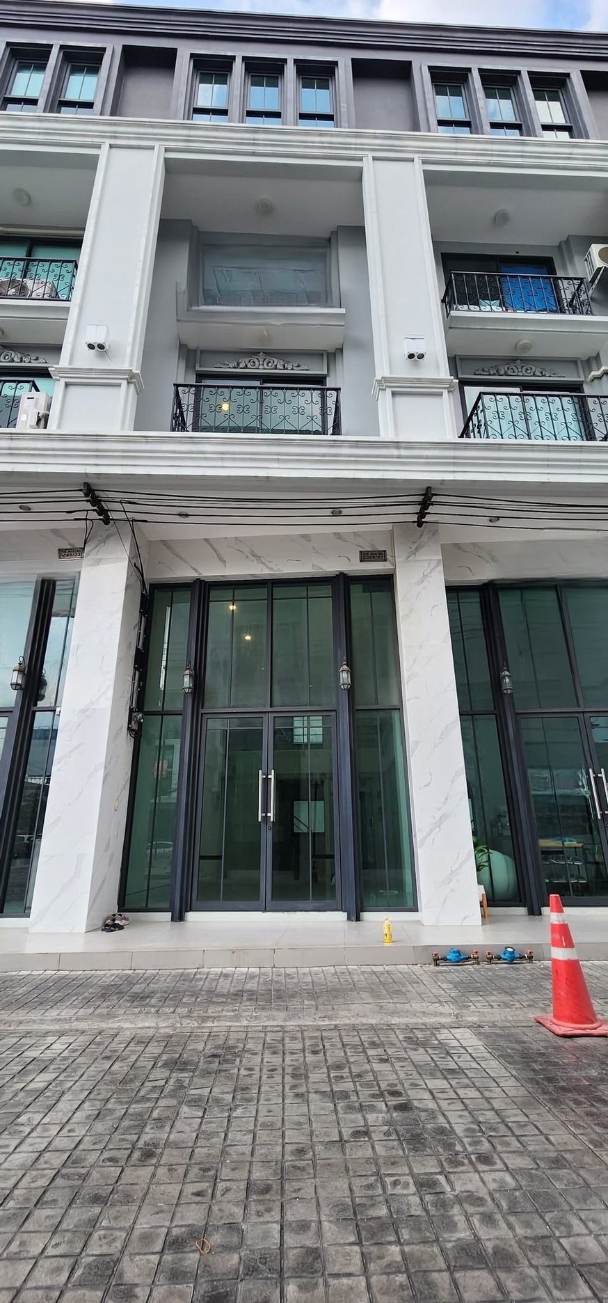 For RentHome OfficeOnnut, Udomsuk : Rental home office, Shop Office, Sukhumvit 77 Onnut -Srinakarin, near BTS Yellow Sri Nuch Station and Seacon Square