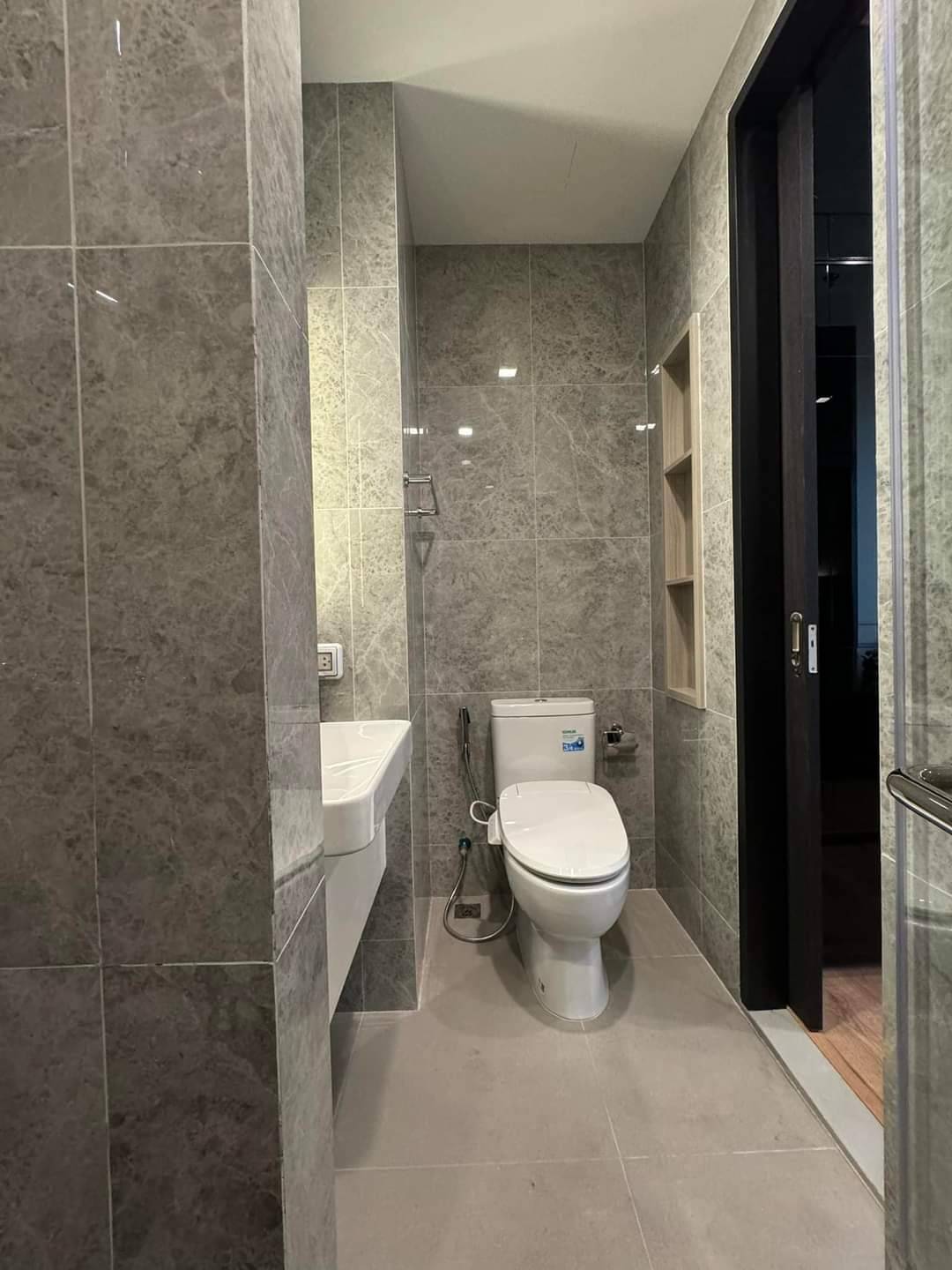 ให้เช่าคอนโดอารีย์ อนุสาวรีย์ : 💥CP-4609💥ว่าง ให้ เช่า   โนเบิล อราวน์ อารีย์👉แอดไลน์ @rentbkk